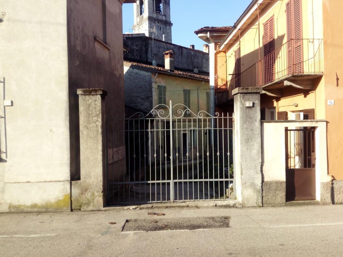 Eliya'S Place Appartement Verbania Buitenkant foto